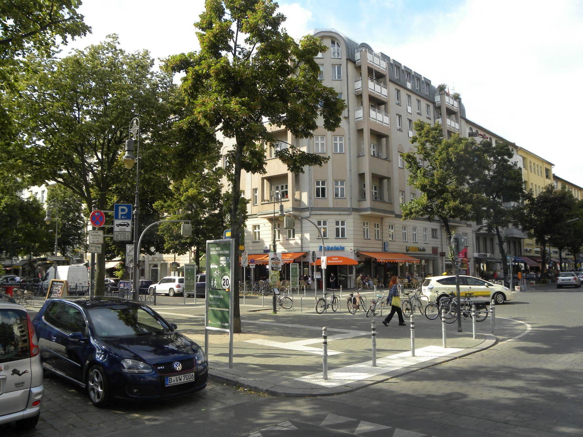 Hotel-Pension Michele Берлин Экстерьер фото